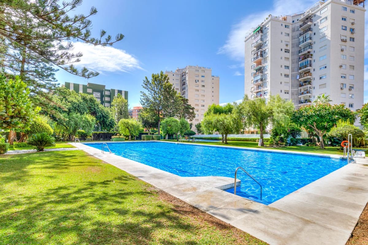 3 soveværelse Lejlighed til salg i Fuengirola med swimmingpool garage - € 449.000 (Ref: 10133921)