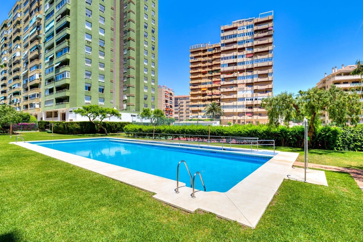 3 soveværelse Lejlighed til salg i Fuengirola med swimmingpool garage - € 449.000 (Ref: 10133921)