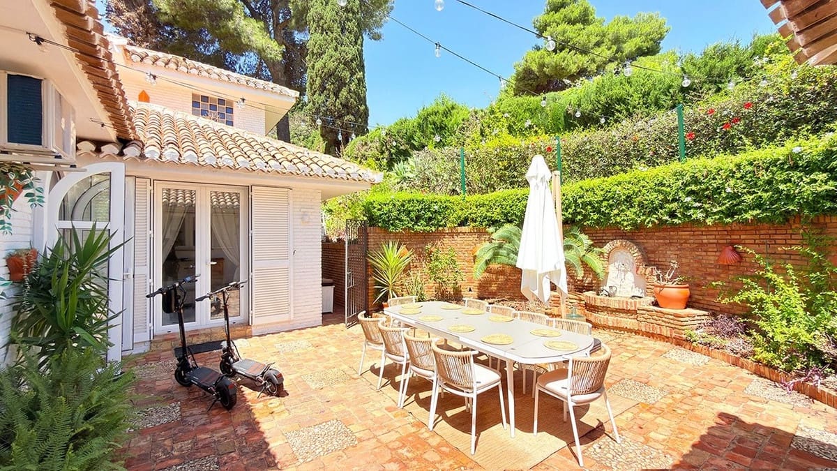 5 soveværelse Villa til salg i Benalmadena med swimmingpool garage - € 1.895.000 (Ref: 10133944)