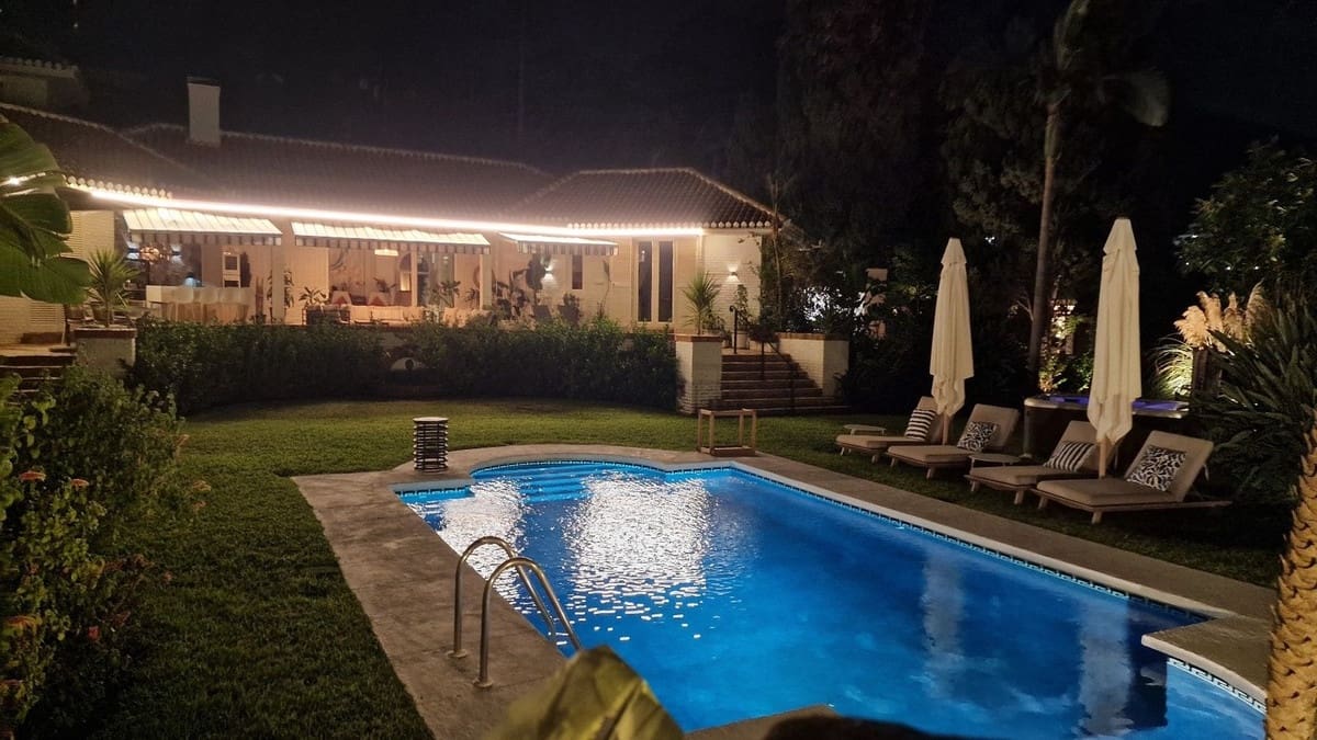 5 soveværelse Villa til salg i Benalmadena med swimmingpool garage - € 1.895.000 (Ref: 10133944)
