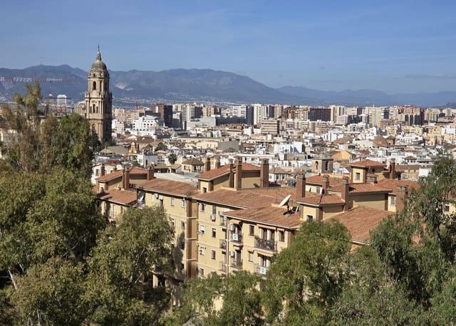 Apartamento de 3 habitaciones en Centro Historico, Málaga ciudad en venta con garaje - 649.900 € (Ref: 10133947)
