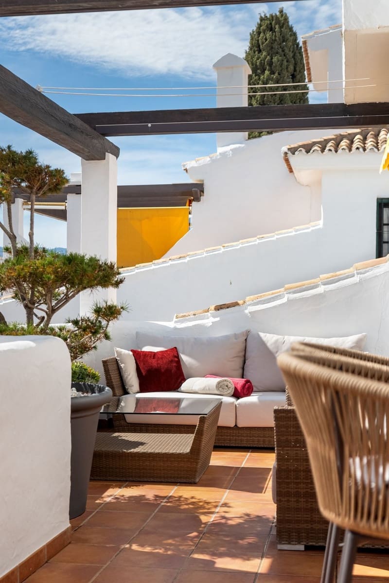3 soverom Leilighet til salgs i Nueva Andalucia med svømmebasseng - € 1 150 000 (Ref: 10133948)