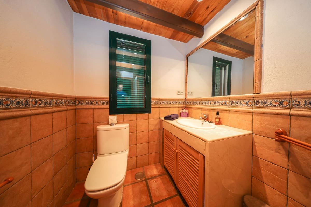 3 Zimmer Villa zu verkaufen in Guaro mit Pool Garage - 550.000 € (Ref: 10133959)
