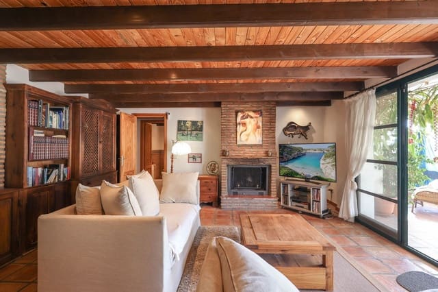 3 Zimmer Villa zu verkaufen in Guaro mit Pool Garage - 550.000 € (Ref: 10133959)
