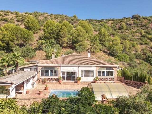 3 Zimmer Villa zu verkaufen in Guaro mit Pool Garage - 550.000 € (Ref: 10133959)