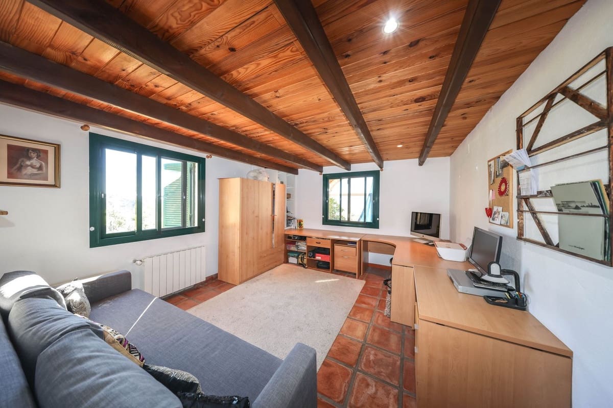 3 Zimmer Villa zu verkaufen in Guaro mit Pool Garage - 550.000 € (Ref: 10133959)