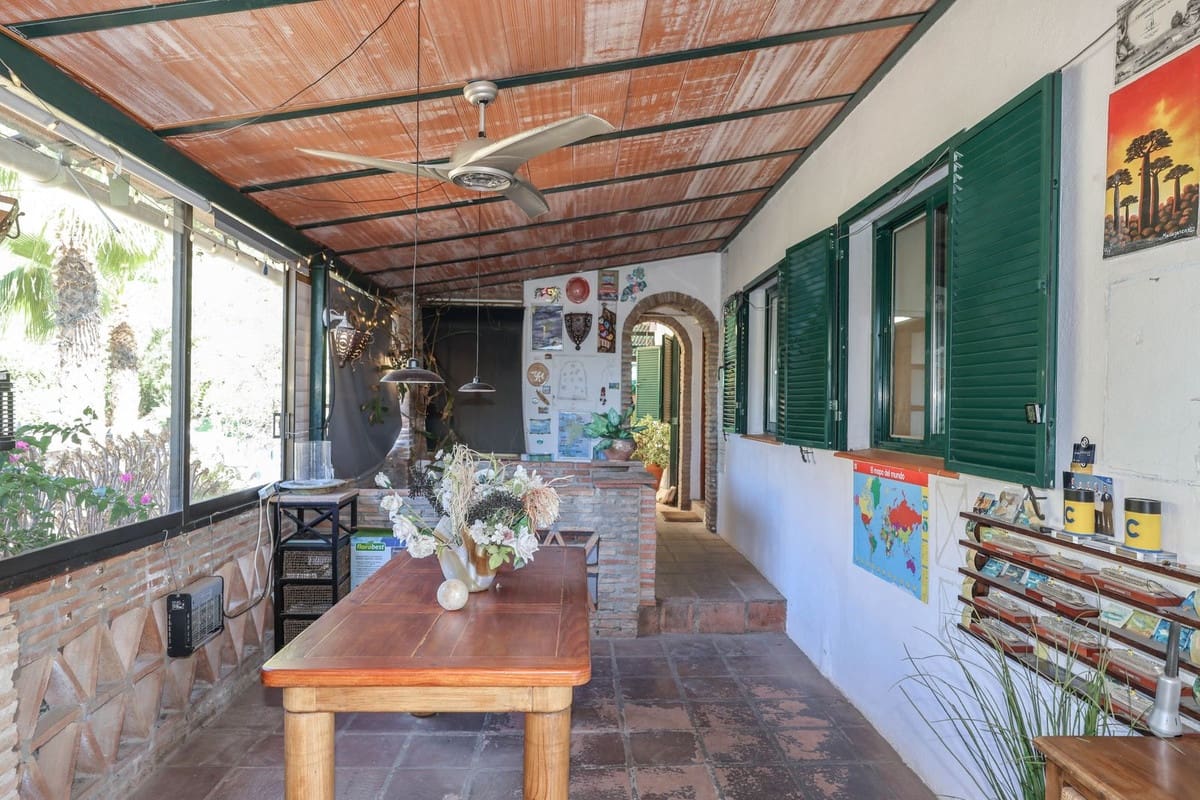 3 Zimmer Villa zu verkaufen in Guaro mit Pool Garage - 550.000 € (Ref: 10133959)