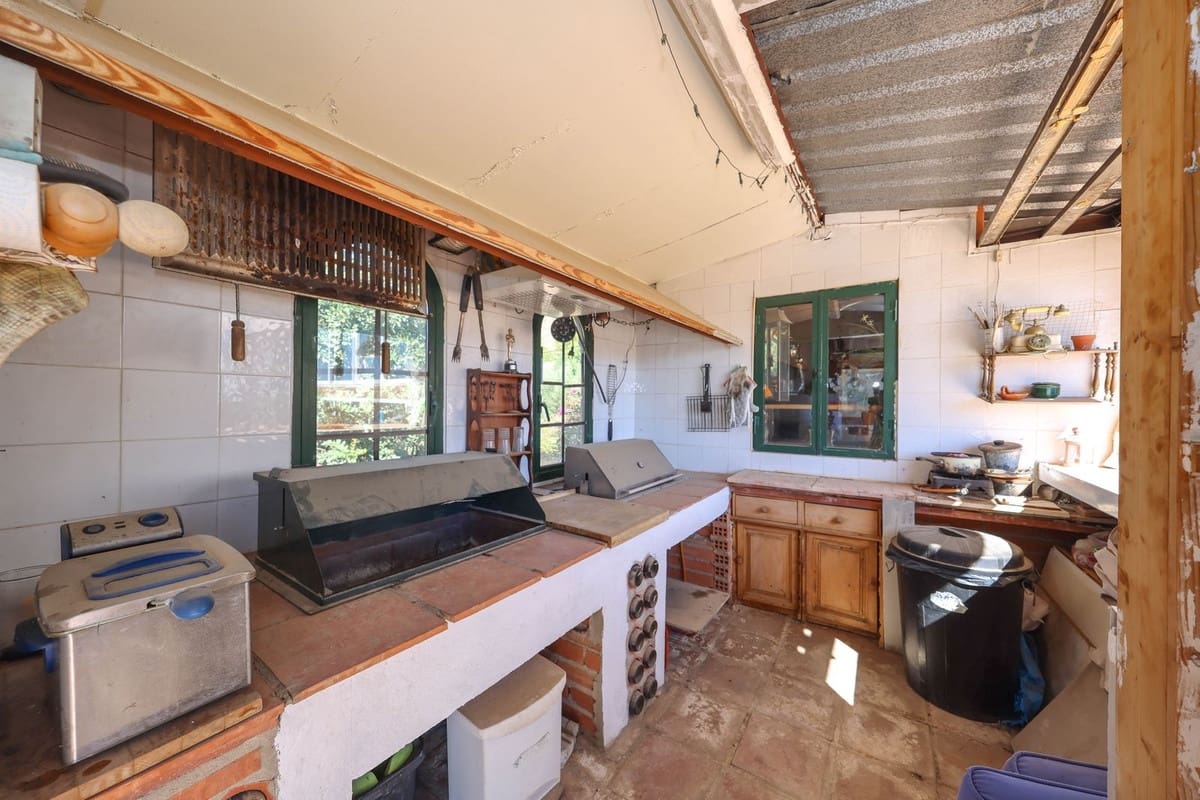 3 Zimmer Villa zu verkaufen in Guaro mit Pool Garage - 550.000 € (Ref: 10133959)