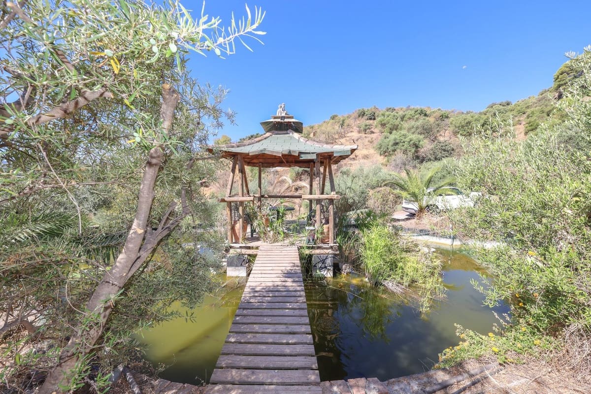 3 Zimmer Villa zu verkaufen in Guaro mit Pool Garage - 550.000 € (Ref: 10133959)
