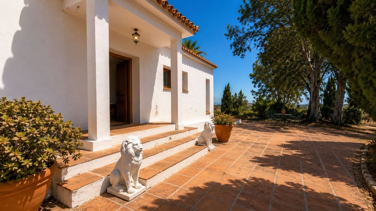 4 soveværelse Finca/Landehus til salg i Mijas med swimmingpool - € 2.375.000 (Ref: 10133966)