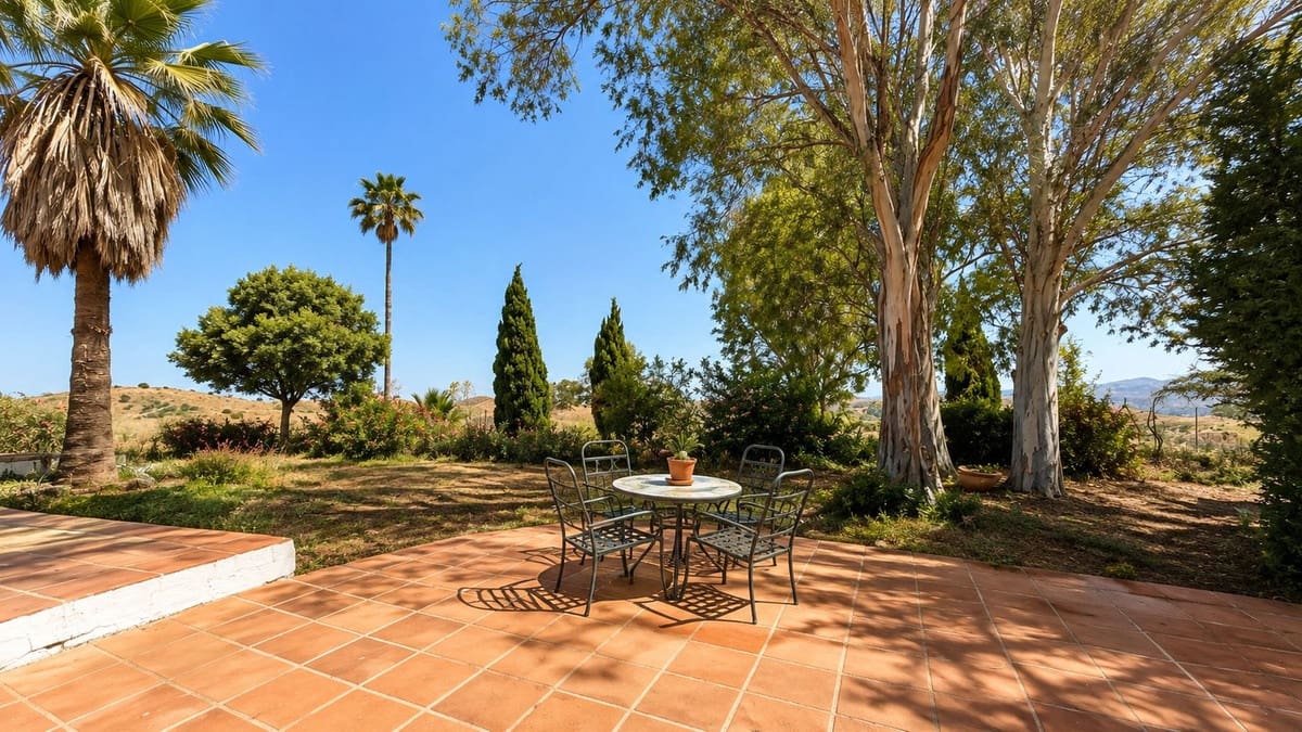 4 soveværelse Finca/Landehus til salg i Mijas med swimmingpool - € 2.375.000 (Ref: 10133966)