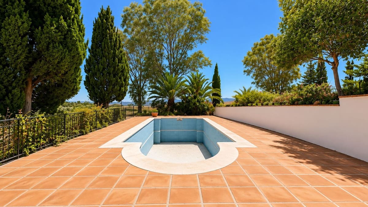 4 soveværelse Finca/Landehus til salg i Mijas med swimmingpool - € 2.375.000 (Ref: 10133966)