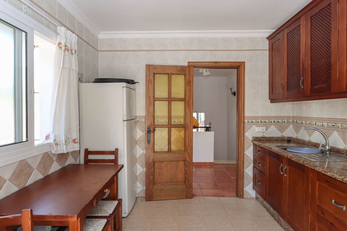 3 Zimmer Villa zu verkaufen in Guaro mit Pool Garage - 540.000 € (Ref: 10133967)