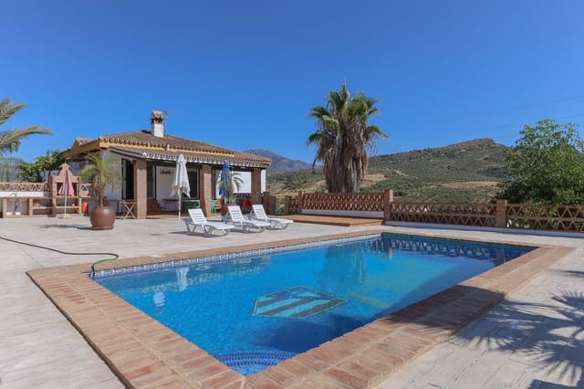 3 Zimmer Villa zu verkaufen in Guaro mit Pool Garage - 540.000 € (Ref: 10133967)