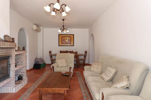 3 Zimmer Villa zu verkaufen in Guaro mit Pool Garage - 540.000 € (Ref: 10133967)