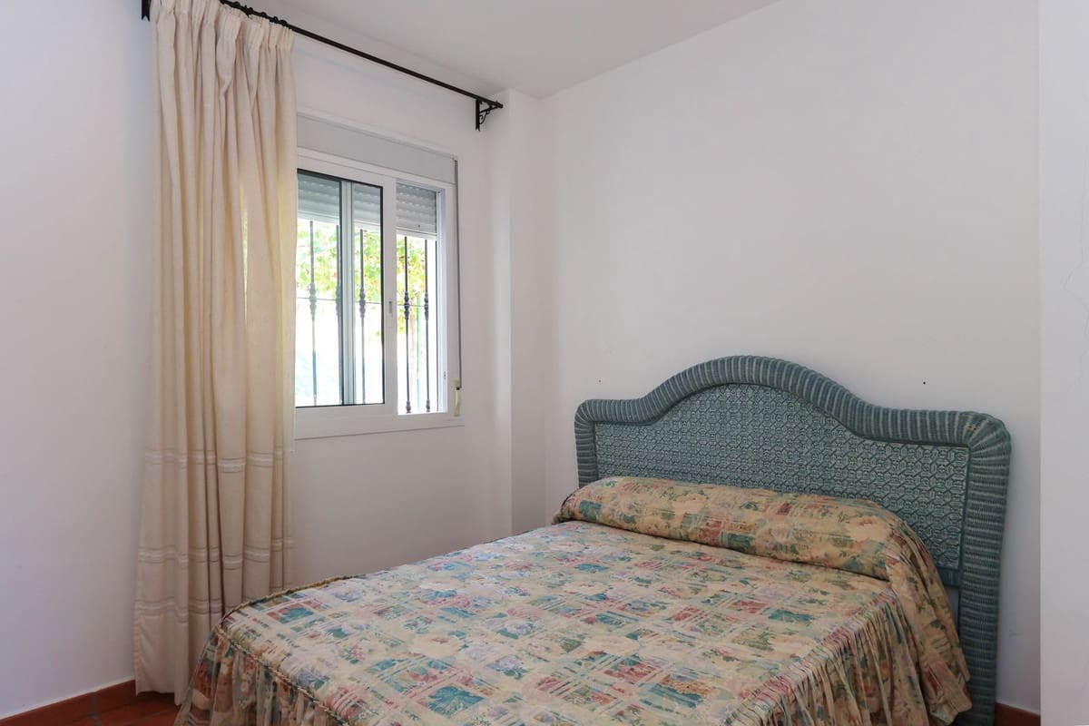3 Zimmer Villa zu verkaufen in Guaro mit Pool Garage - 540.000 € (Ref: 10133967)