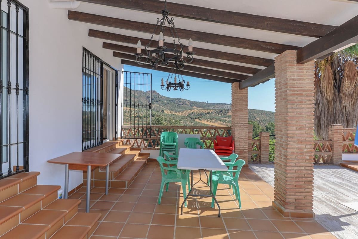 3 Zimmer Villa zu verkaufen in Guaro mit Pool Garage - 540.000 € (Ref: 10133967)