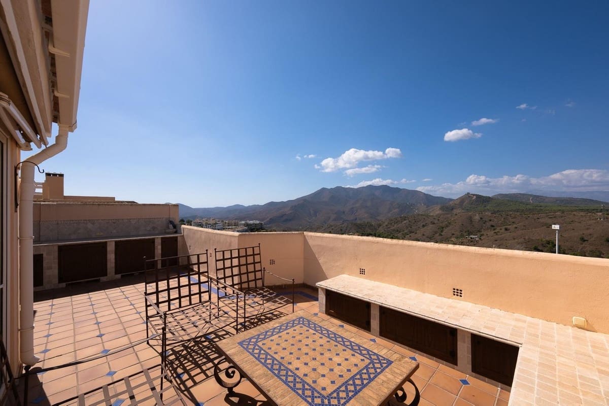 3 Zimmer Apartment zu verkaufen in Alhaurin el Grande mit Pool Garage - 530.000 € (Ref: 10134005)
