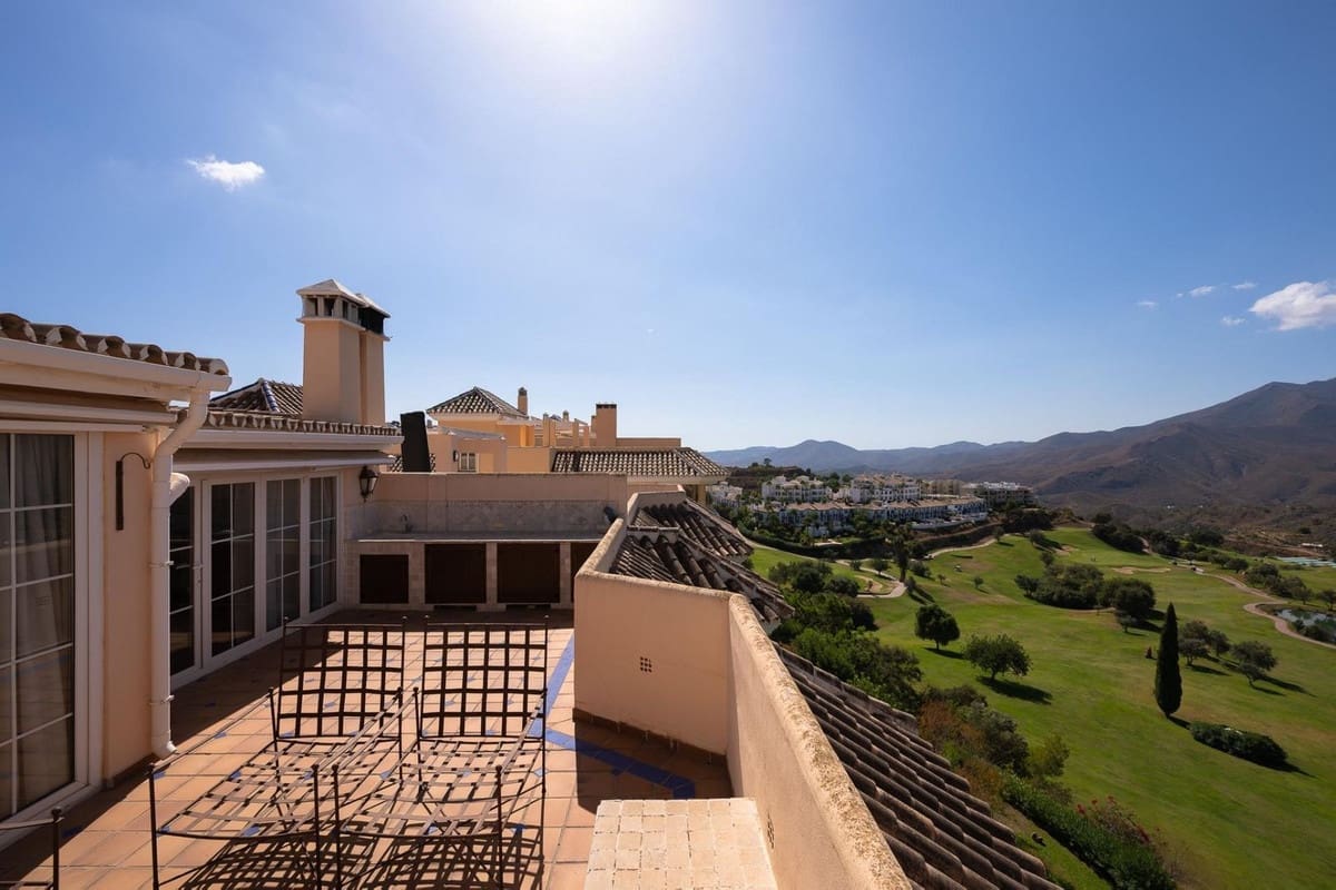 3 Zimmer Apartment zu verkaufen in Alhaurin el Grande mit Pool Garage - 530.000 € (Ref: 10134005)