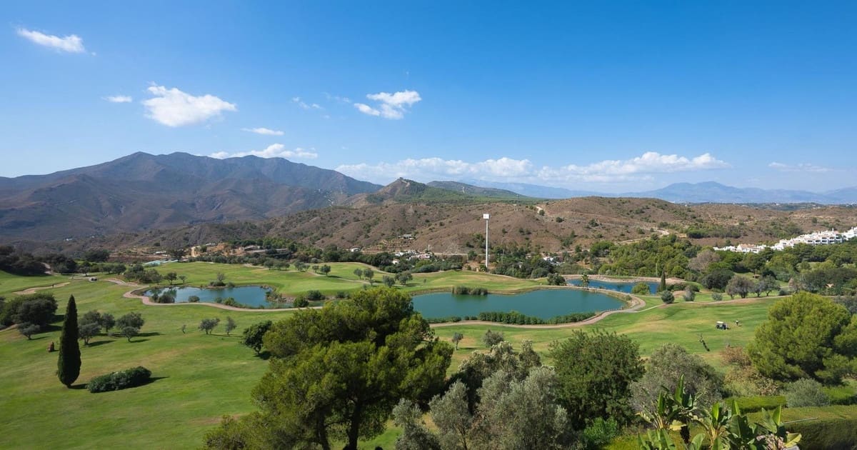 3 Zimmer Apartment zu verkaufen in Alhaurin el Grande mit Pool Garage - 530.000 € (Ref: 10134005)