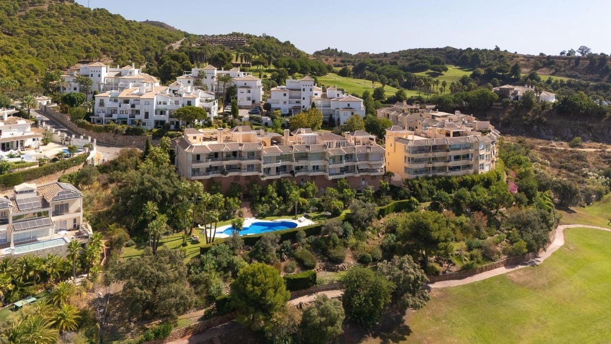3 Zimmer Apartment zu verkaufen in Alhaurin el Grande mit Pool Garage - 530.000 € (Ref: 10134005)
