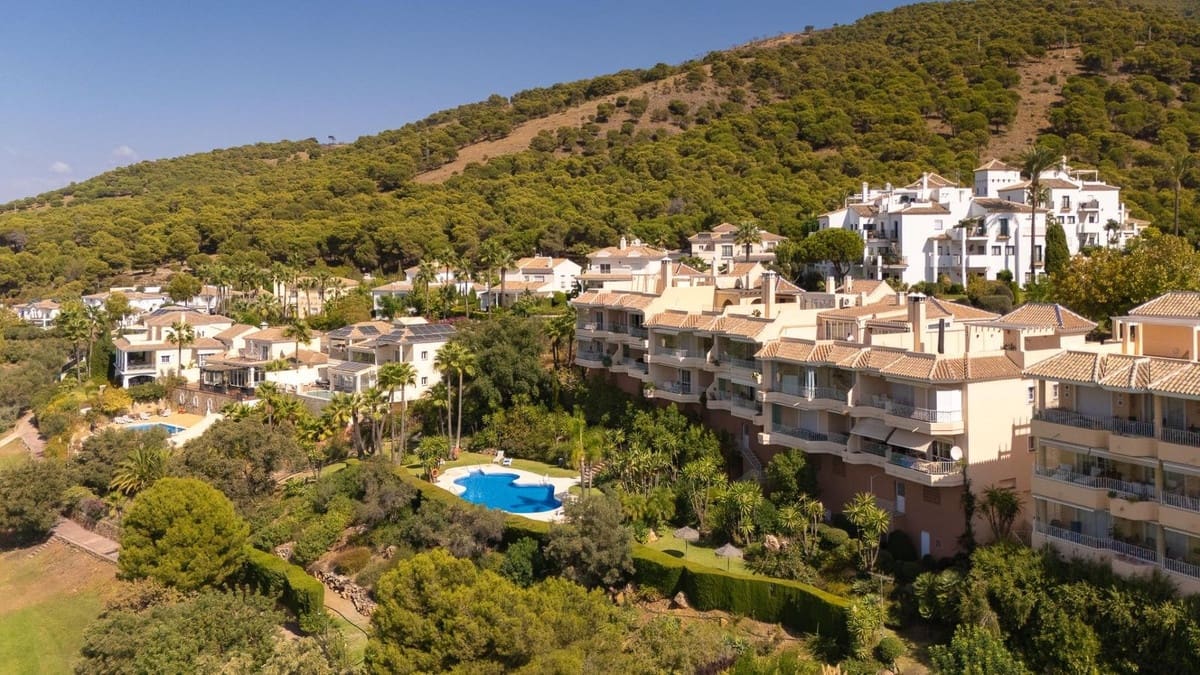 3 Zimmer Apartment zu verkaufen in Alhaurin el Grande mit Pool Garage - 530.000 € (Ref: 10134005)