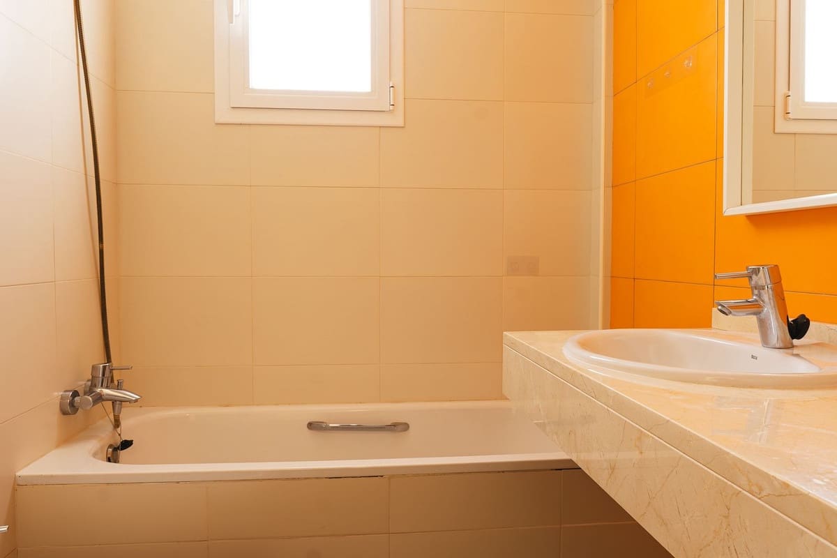 2 quarto Apartamento para venda em Estepona com piscina - 269 000 € (Ref: 10134012)