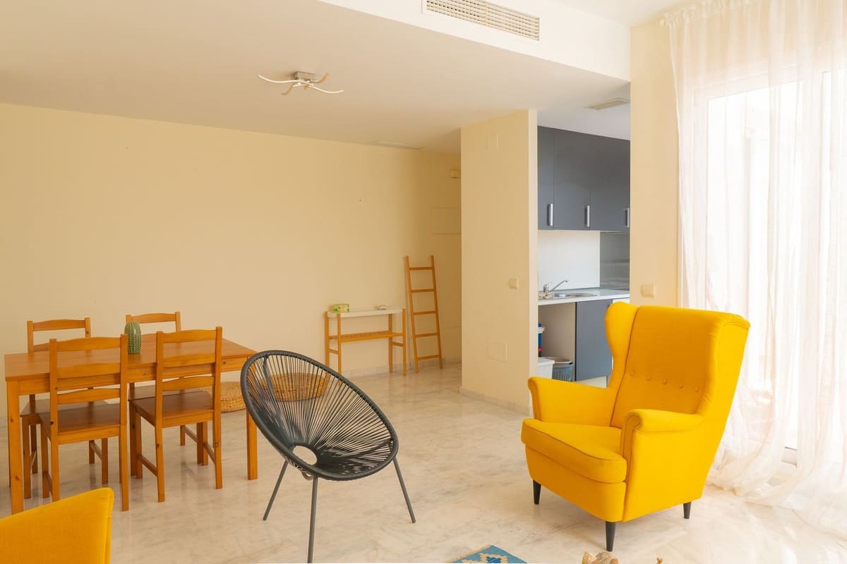 2 quarto Apartamento para venda em Estepona com piscina - 269 000 € (Ref: 10134012)