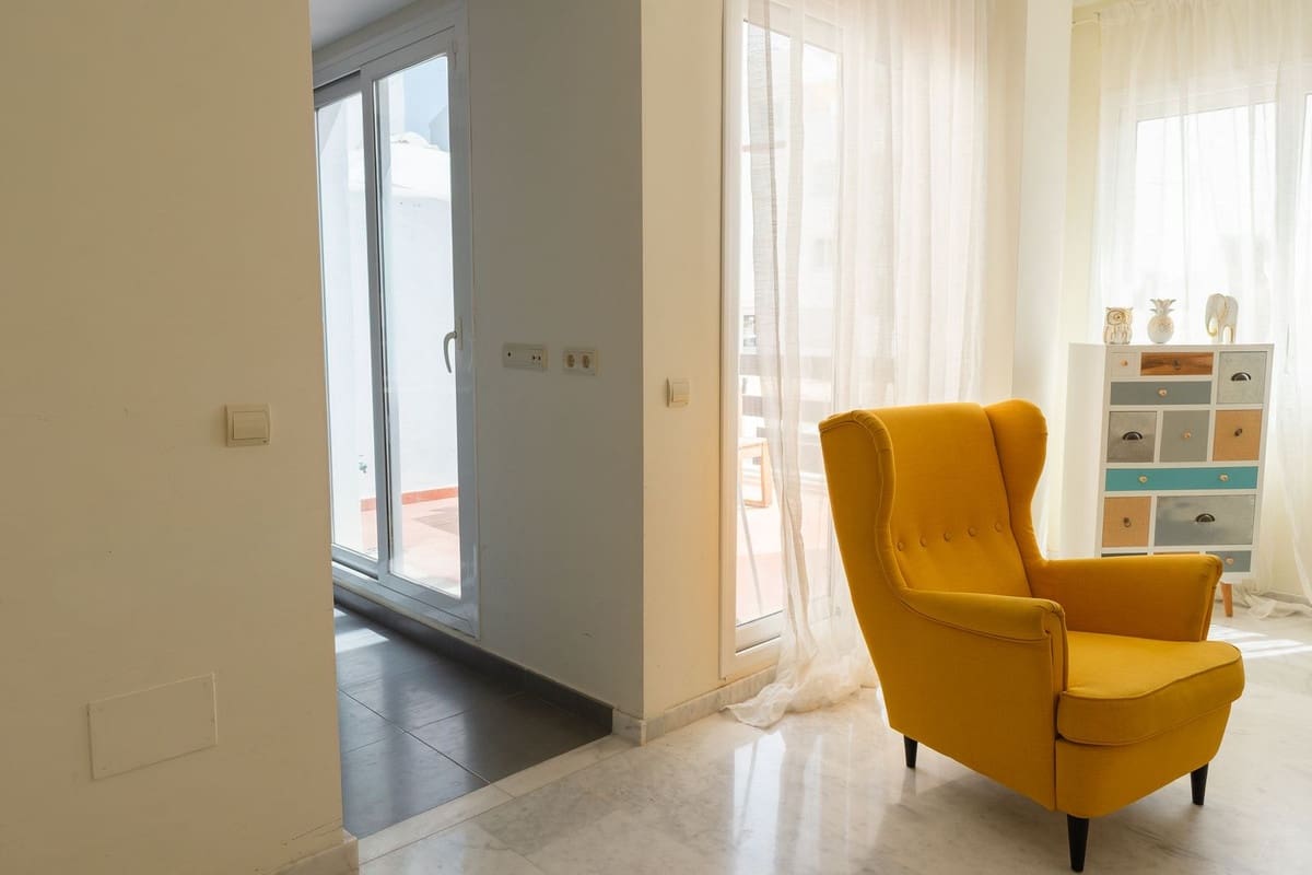 2 quarto Apartamento para venda em Estepona com piscina - 269 000 € (Ref: 10134012)
