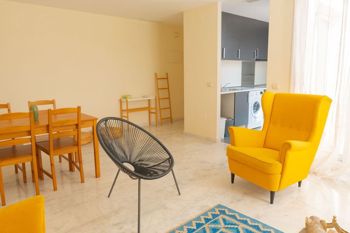 2 quarto Apartamento para venda em Estepona com piscina - 269 000 € (Ref: 10134012)