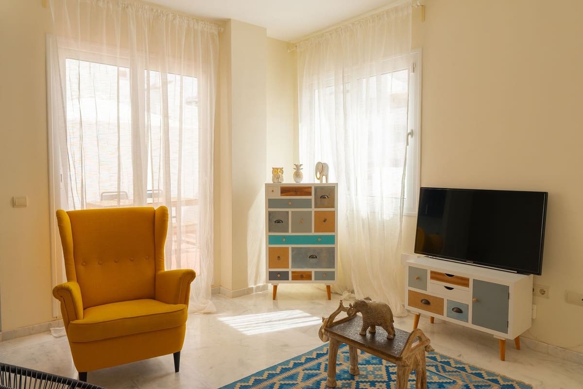 2 quarto Apartamento para venda em Estepona com piscina - 269 000 € (Ref: 10134012)