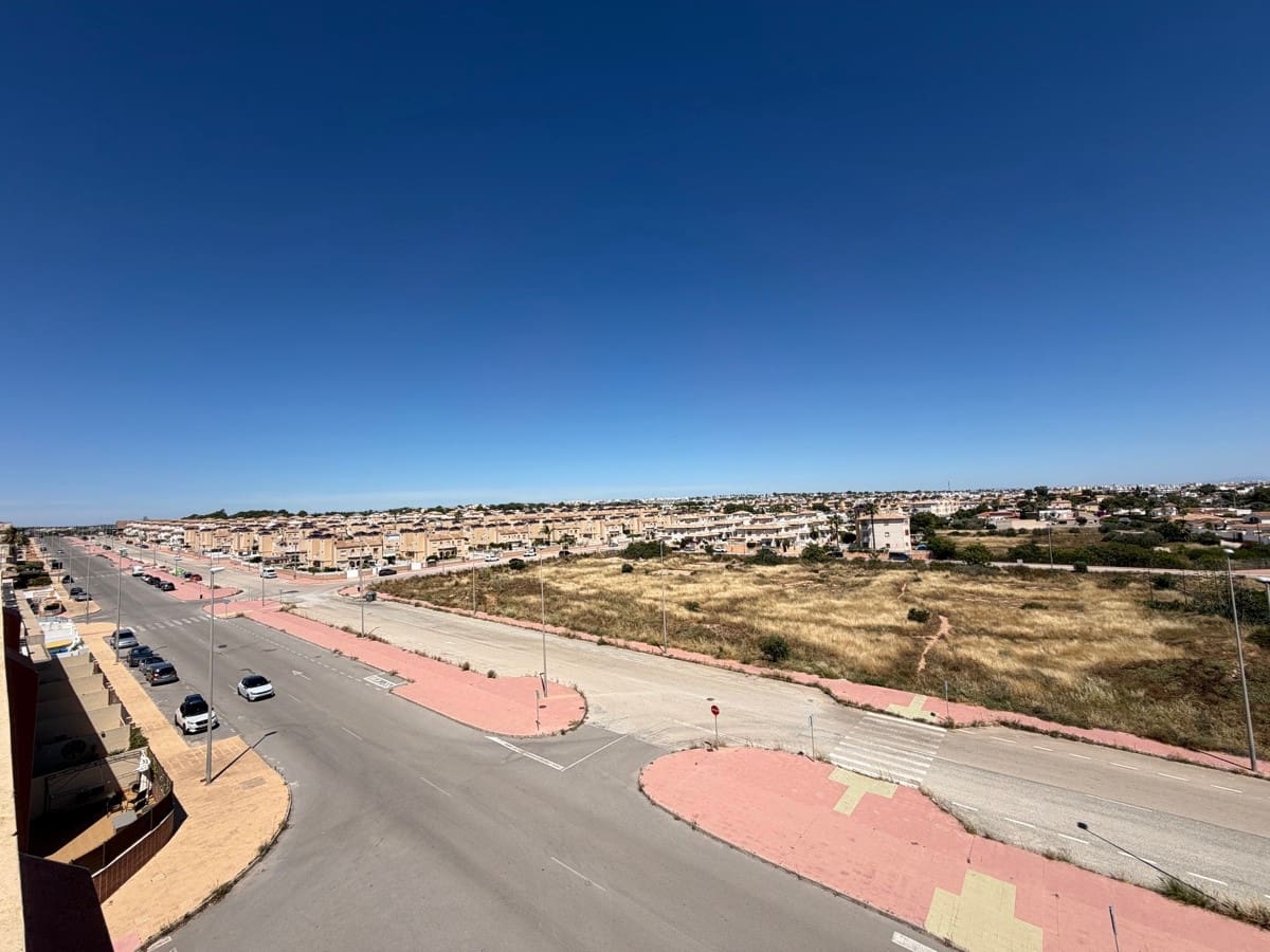 Apartamento de 2 habitaciones en Orihuela en venta - 199.995 € (Ref: 10134040)