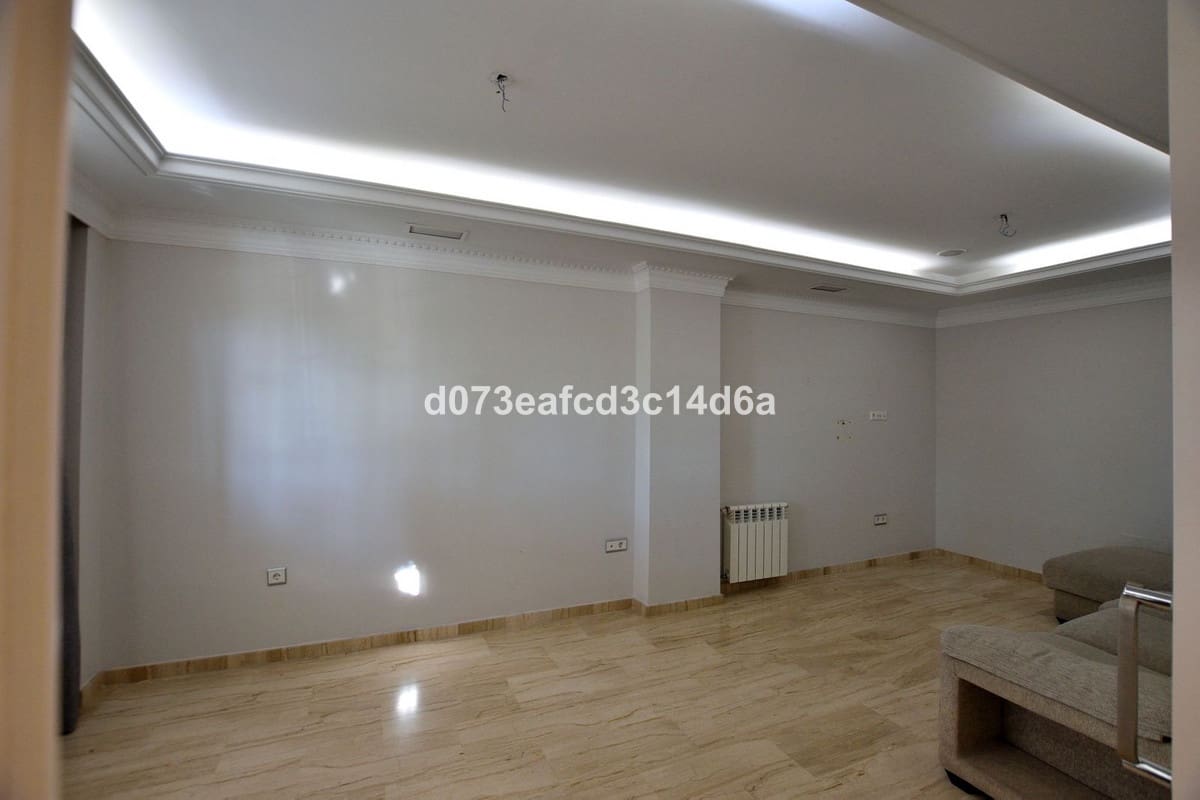 3 sypialnia Dom na sprzedaż w Ronda z basenem garażem - 270 000 € (Ref: 10134105)