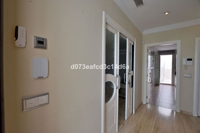 3 sypialnia Dom na sprzedaż w Ronda z basenem garażem - 270 000 € (Ref: 10134105)