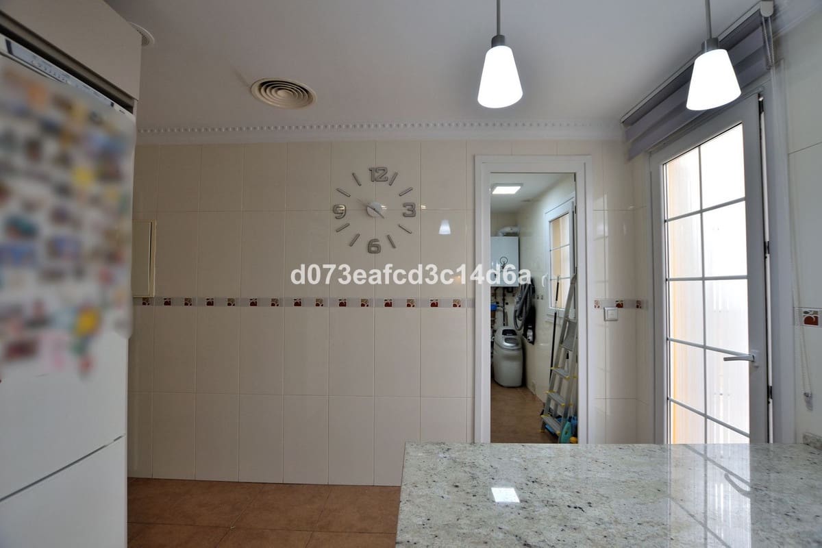 3 sypialnia Dom na sprzedaż w Ronda z basenem garażem - 270 000 € (Ref: 10134105)