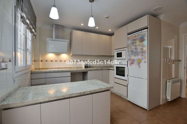 3 sypialnia Dom na sprzedaż w Ronda z basenem garażem - 270 000 € (Ref: 10134105)