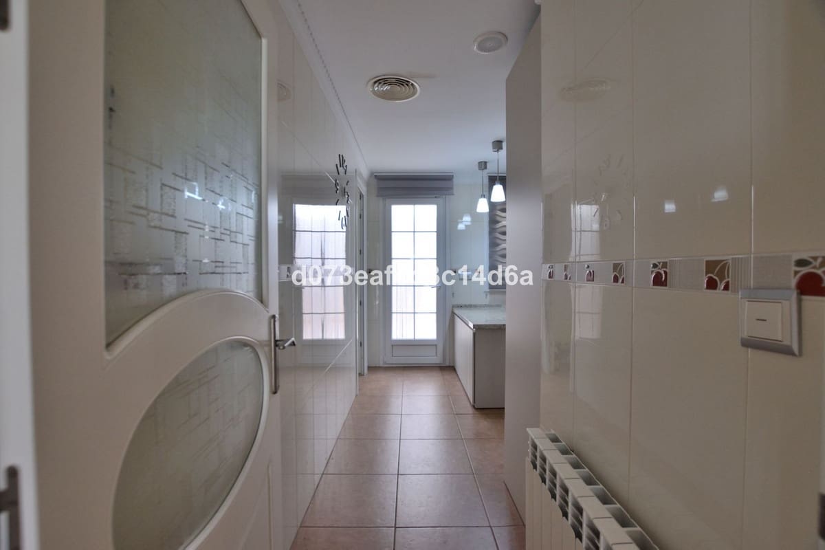 3 sypialnia Dom na sprzedaż w Ronda z basenem garażem - 270 000 € (Ref: 10134105)