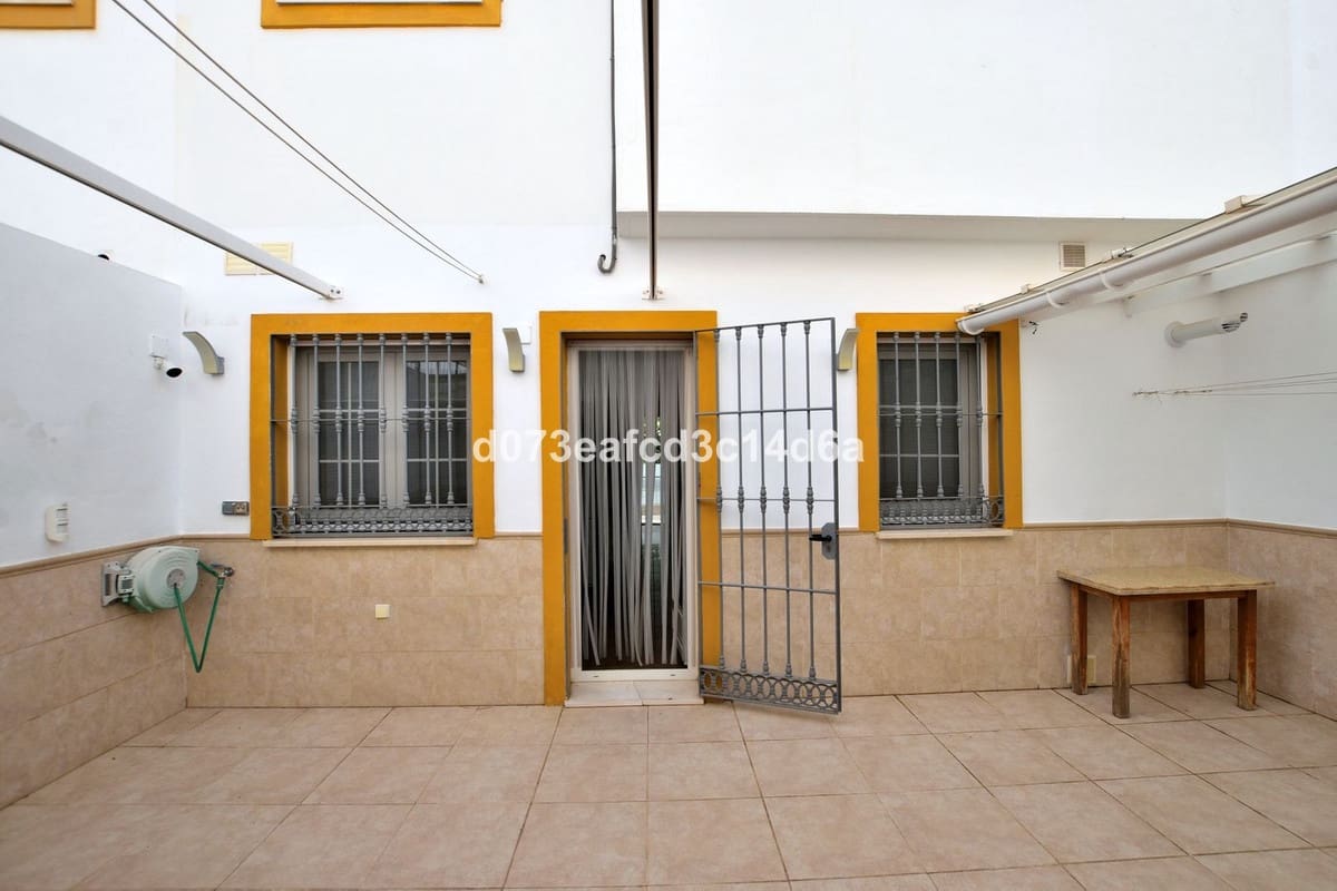 3 sypialnia Dom na sprzedaż w Ronda z basenem garażem - 270 000 € (Ref: 10134105)