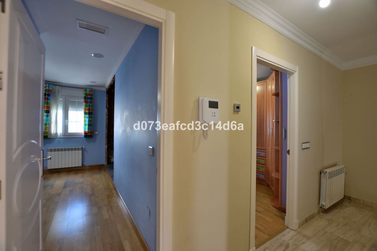 3 sypialnia Dom na sprzedaż w Ronda z basenem garażem - 270 000 € (Ref: 10134105)