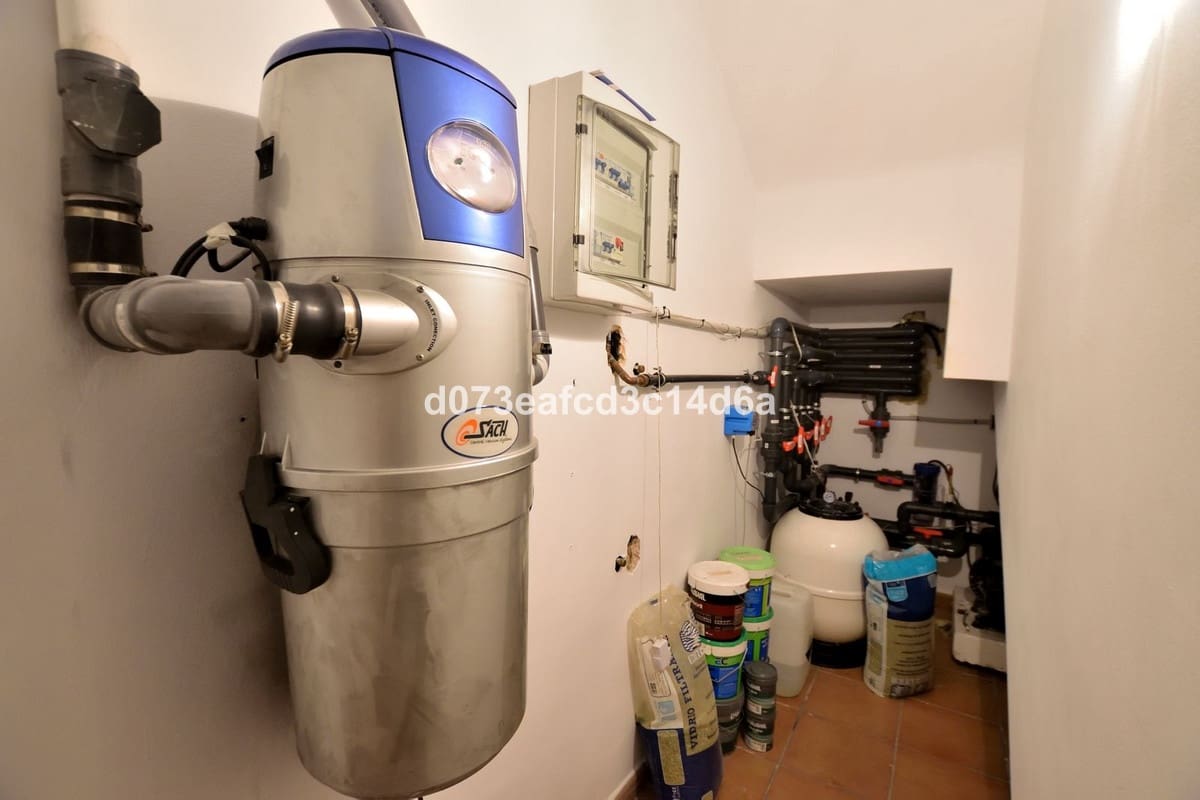 3 sypialnia Dom na sprzedaż w Ronda z basenem garażem - 270 000 € (Ref: 10134105)