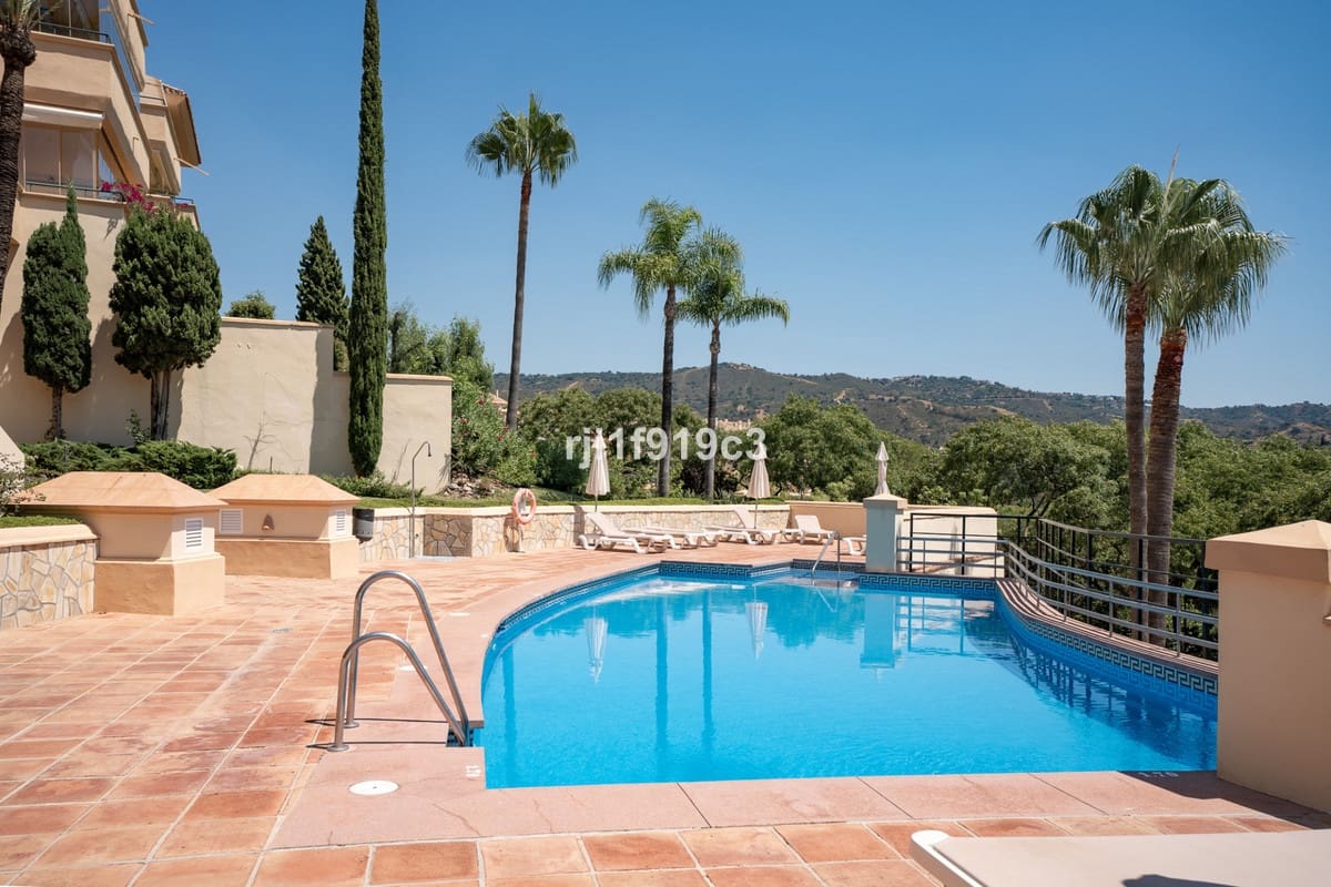 3 soveværelse Lejlighed til salg i Marbella med swimmingpool garage - € 750.000 (Ref: 10134152)