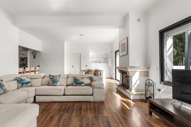 4 soveværelse Villa til salg i Istán med swimmingpool garage - € 890.000 (Ref: 10134300)
