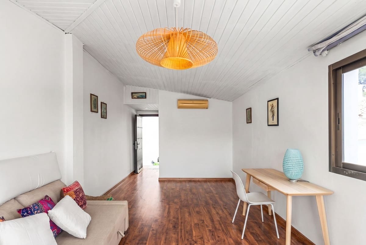 4 soveværelse Villa til salg i Istan med swimmingpool garage - € 890.000 (Ref: 10134300)