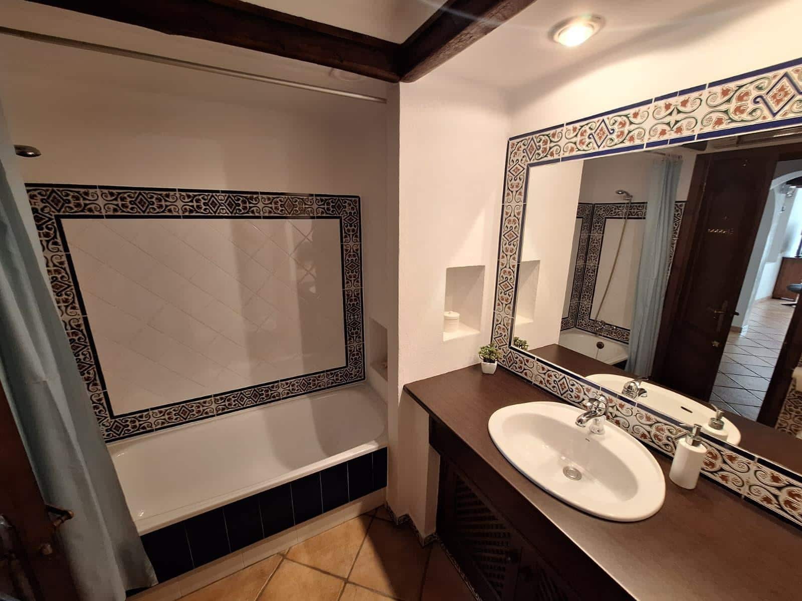2 soverom Leilighet til salgs i Torrevieja med garasje - € 495 000 (Ref: 10134301)