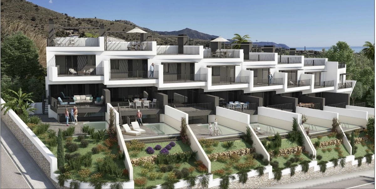 3 chambre Maison de Ville à vendre à Nerja avec piscine garage - 775 000 € (Ref: 10134308)