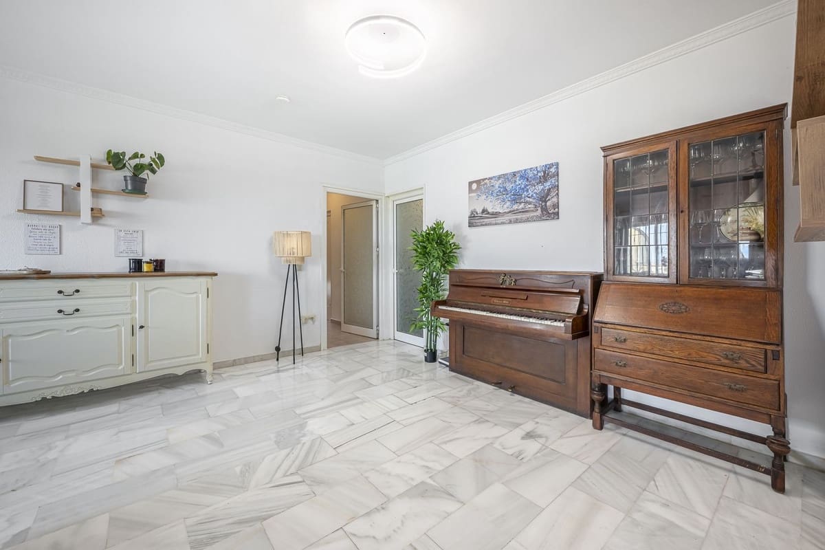 3 chambre Villa/Maison à vendre à Fuengirola avec piscine garage - 995 000 € (Ref: 10134319)