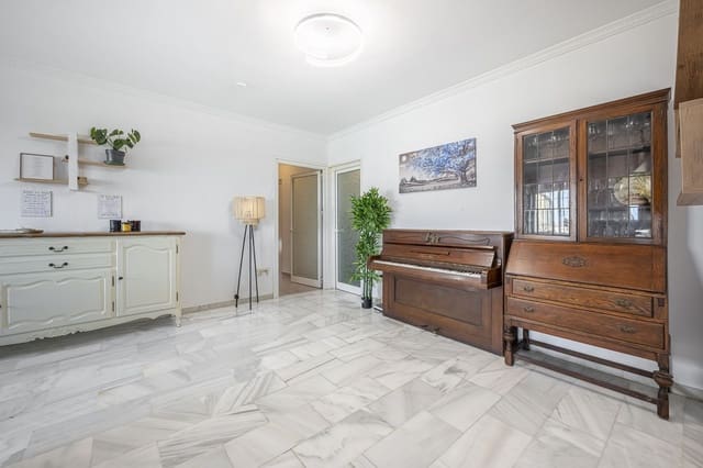 3 chambre Villa/Maison à vendre à Torreblanca, Fuengirola avec piscine garage - 995 000 € (Ref: 10134319)