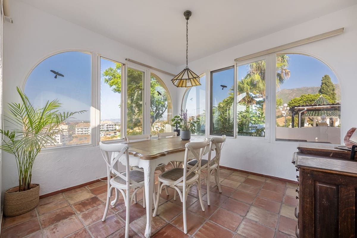 3 chambre Villa/Maison à vendre à Fuengirola avec piscine garage - 995 000 € (Ref: 10134319)