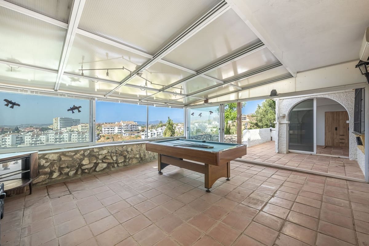 3 chambre Villa/Maison à vendre à Fuengirola avec piscine garage - 995 000 € (Ref: 10134319)