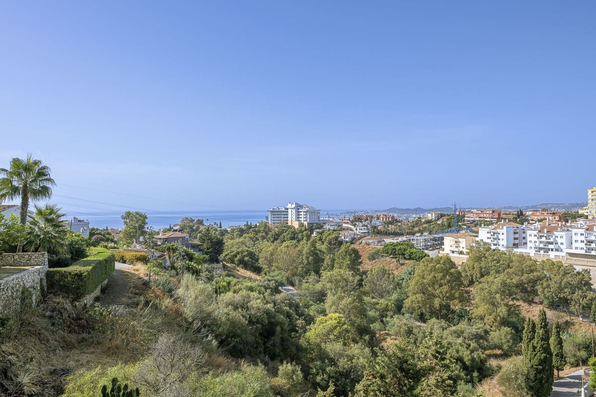 3 chambre Villa/Maison à vendre à Fuengirola avec piscine garage - 995 000 € (Ref: 10134319)